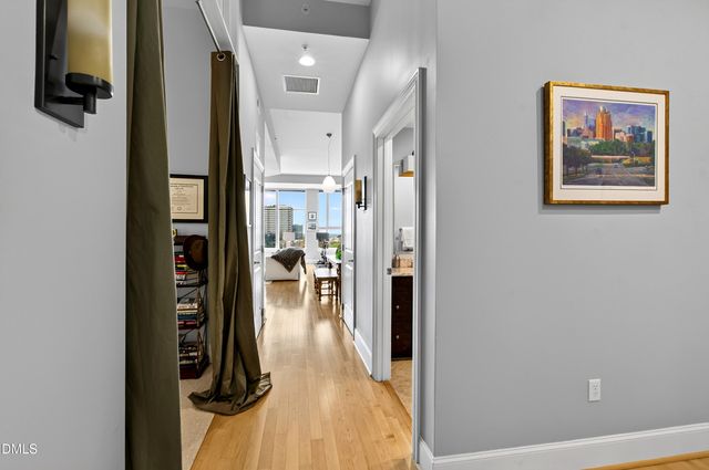 400 W North Street 1604, Raleigh, NC 27603