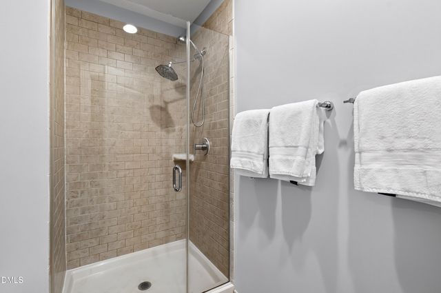 400 W North Street 1604, Raleigh, NC 27603