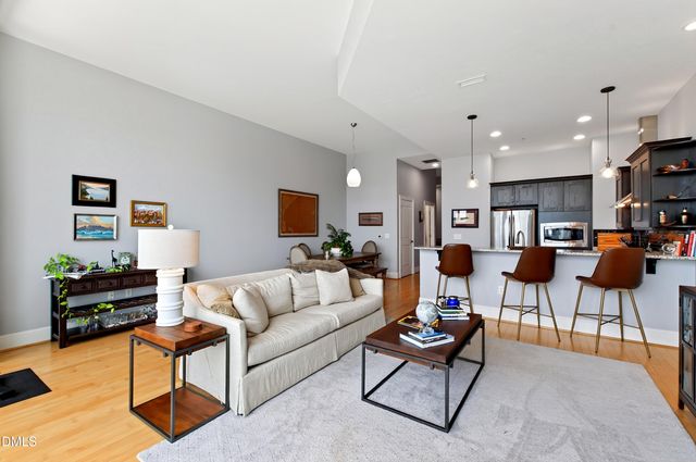 400 W North Street 1604, Raleigh, NC 27603