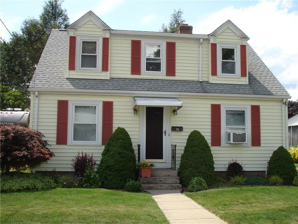 115 Slater Park Avenue, Pawtucket, RI 02861