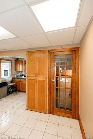 15261 Demean Avenue, Allen Park, MI 48101