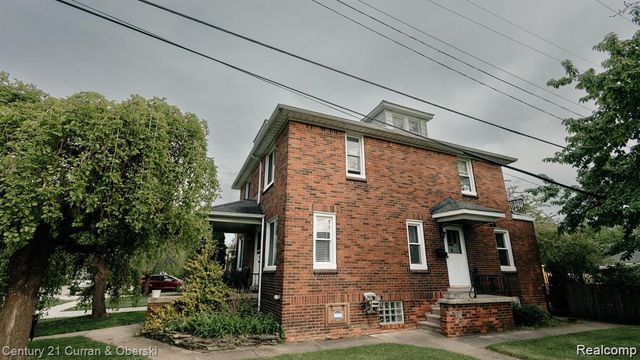 15261 Demean Avenue, Allen Park, MI 48101