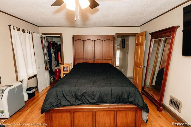 15261 Demean Avenue, Allen Park, MI 48101