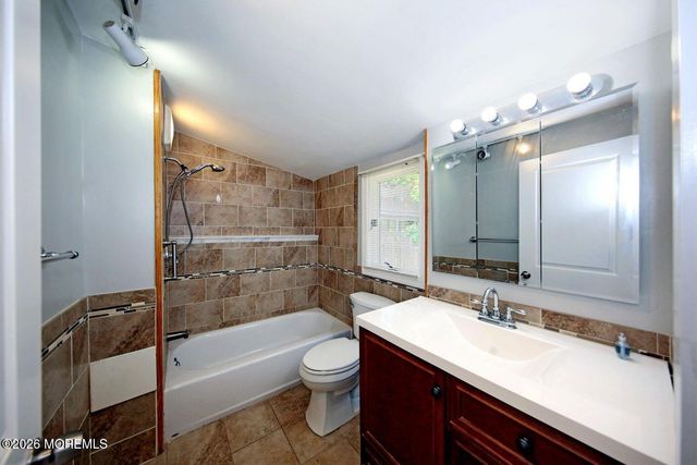 86 Seadrift Avenue, Highlands, NJ 07732