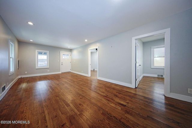 86 Seadrift Avenue, Highlands, NJ 07732