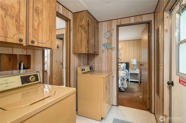 71 NE Bald Point Court, Tahuya, WA 98588