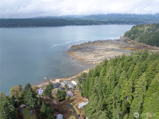 71 NE Bald Point Court, Tahuya, WA 98588