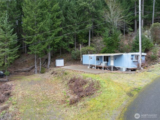 71 NE Bald Point Court, Tahuya, WA 98588