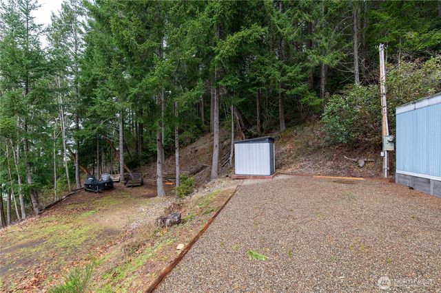 71 NE Bald Point Court, Tahuya, WA 98588