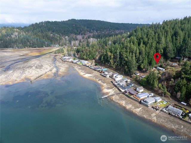 71 NE Bald Point Court, Tahuya, WA 98588