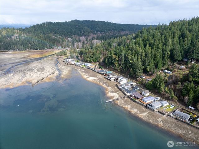 71 NE Bald Point Court, Tahuya, WA 98588