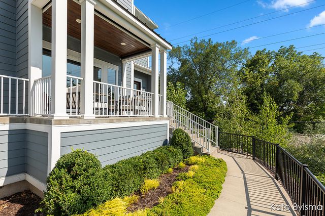 657 Greenslate Drive, Ada, MI 49301