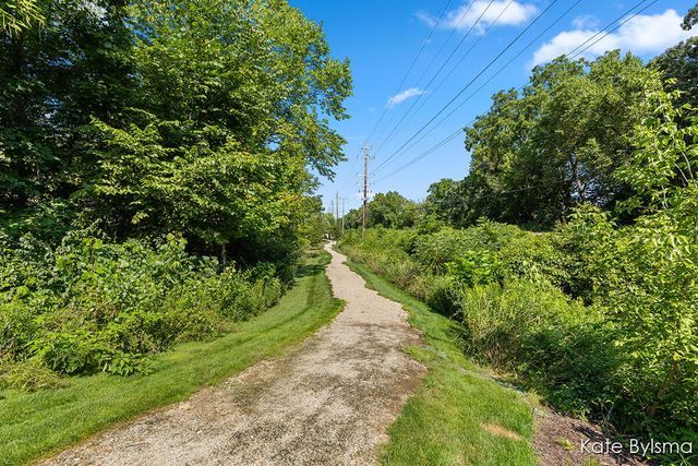 657 Greenslate Drive, Ada, MI 49301