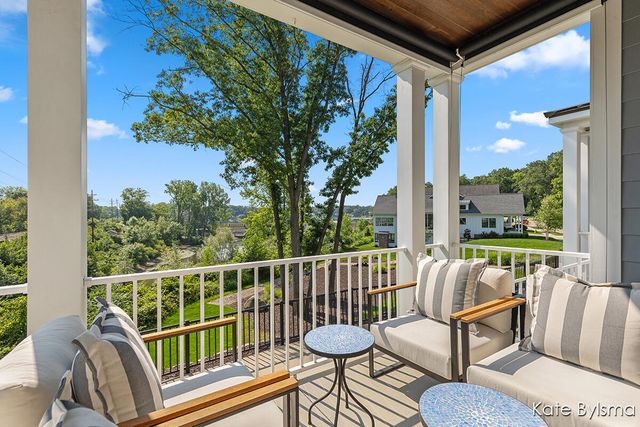 657 Greenslate Drive, Ada, MI 49301