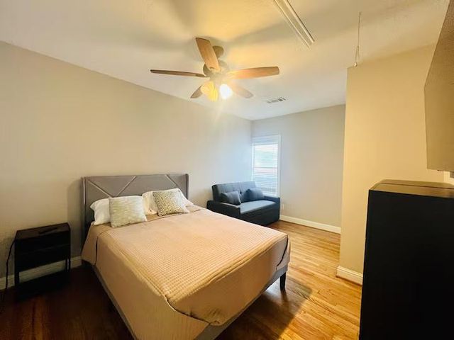 3618 Elysian Street, Houston, TX 77009