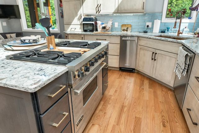 66 Needle Eye Road, Meredith, NH 03253