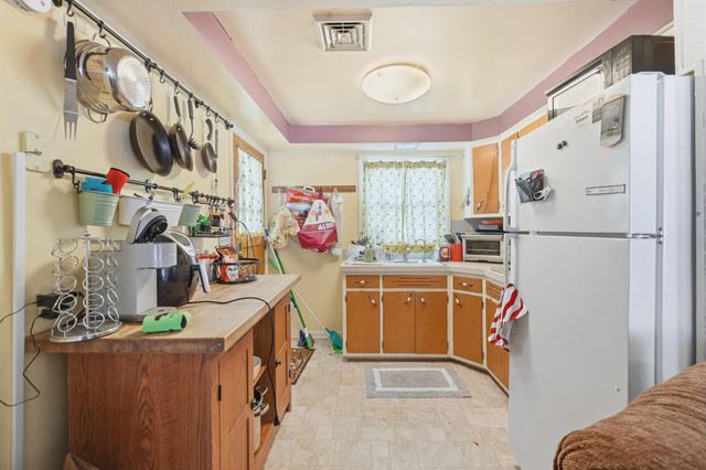 7030 S 1195 E, Hudson, IN 46747