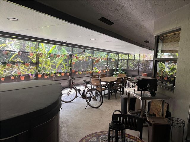 15364 SW 151st Ter, Miami, FL 33196