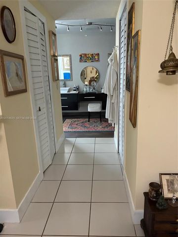 15364 SW 151st Ter, Miami, FL 33196