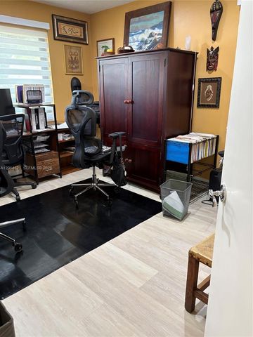 15364 SW 151st Ter, Miami, FL 33196