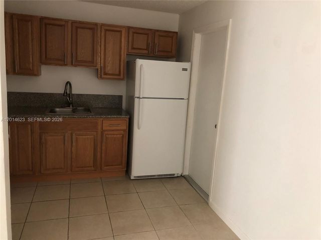 15364 SW 151st Ter, Miami, FL 33196