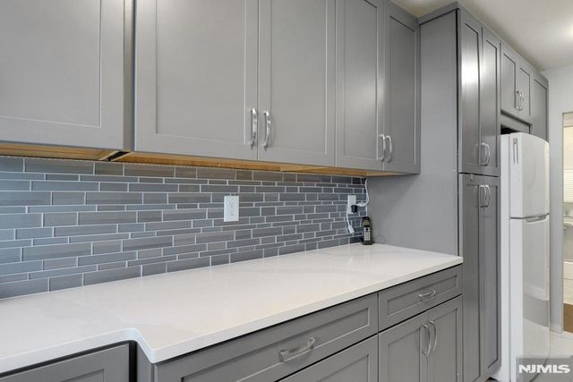 200 Winston Drive 106, Cliffside Park, NJ 07010