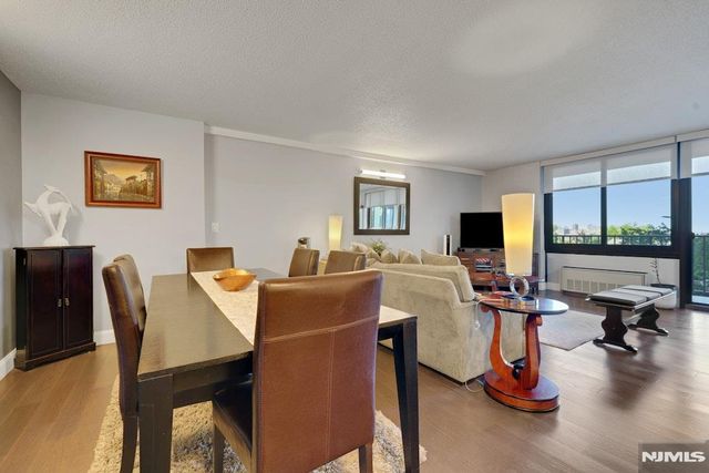 200 Winston Drive 106, Cliffside Park, NJ 07010
