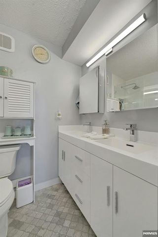 200 Winston Drive 106, Cliffside Park, NJ 07010