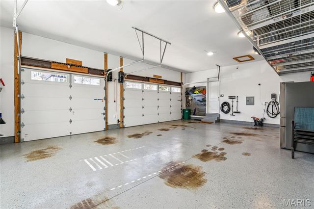 1 Tuscany Park, Clayton, MO 63105