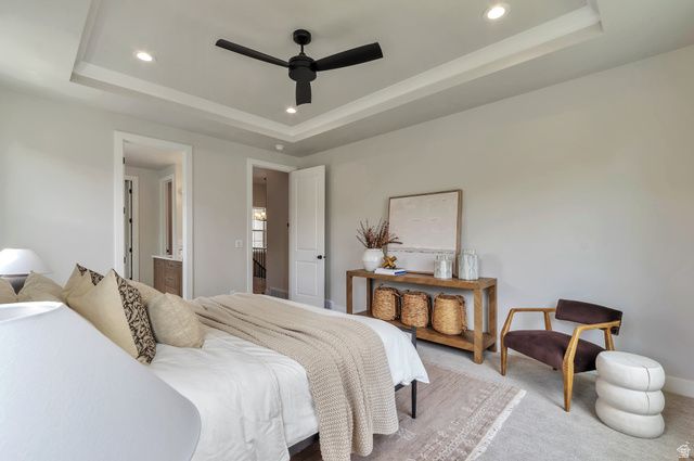 551 W SUMMERHILL LN, Centerville, UT 84014