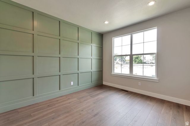 551 W SUMMERHILL LN, Centerville, UT 84014