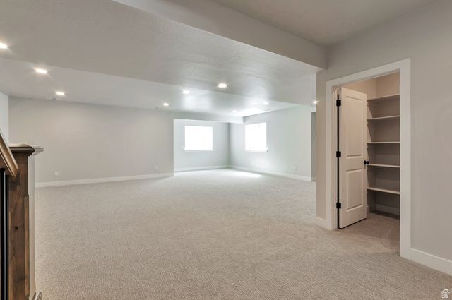 551 W SUMMERHILL LN, Centerville, UT 84014