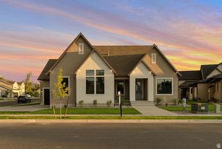 551 W SUMMERHILL LN, Centerville, UT 84014