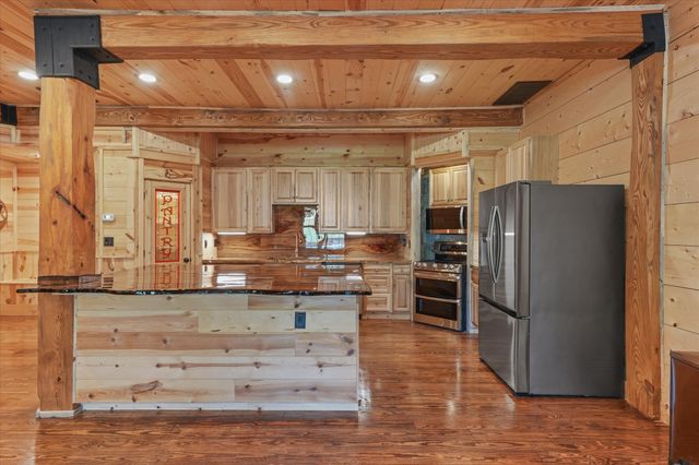 7101 County Road 1037, Blue Ridge, TX 75424