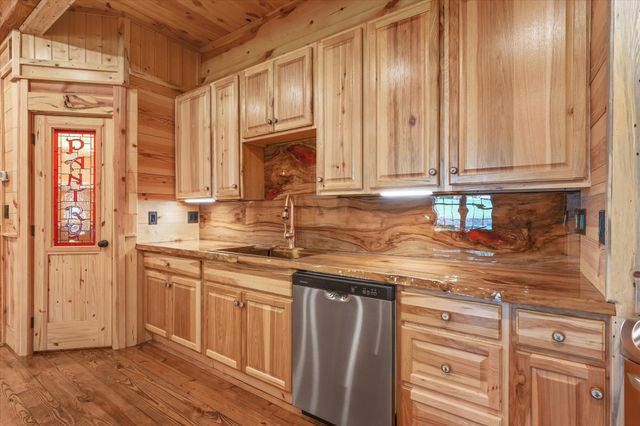 7101 County Road 1037, Blue Ridge, TX 75424