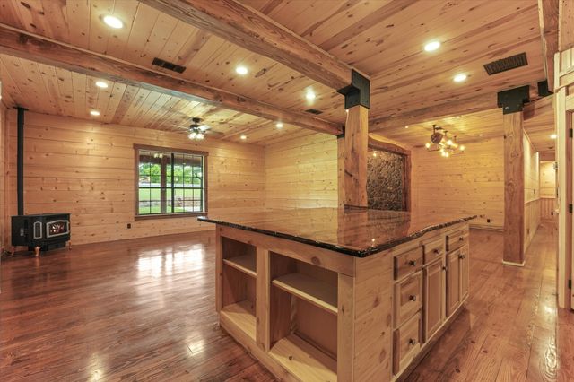 7101 County Road 1037, Blue Ridge, TX 75424
