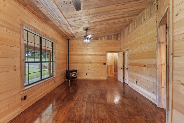 7101 County Road 1037, Blue Ridge, TX 75424