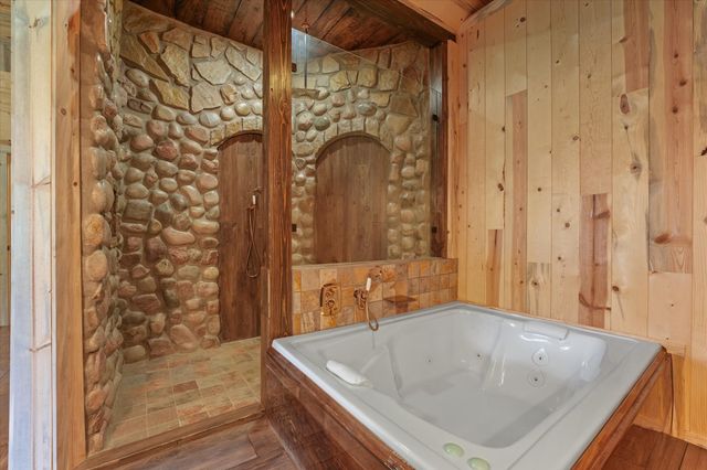 7101 County Road 1037, Blue Ridge, TX 75424