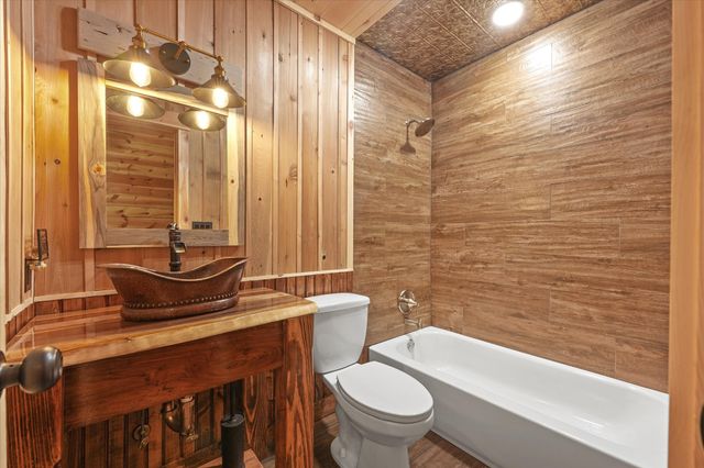 7101 County Road 1037, Blue Ridge, TX 75424