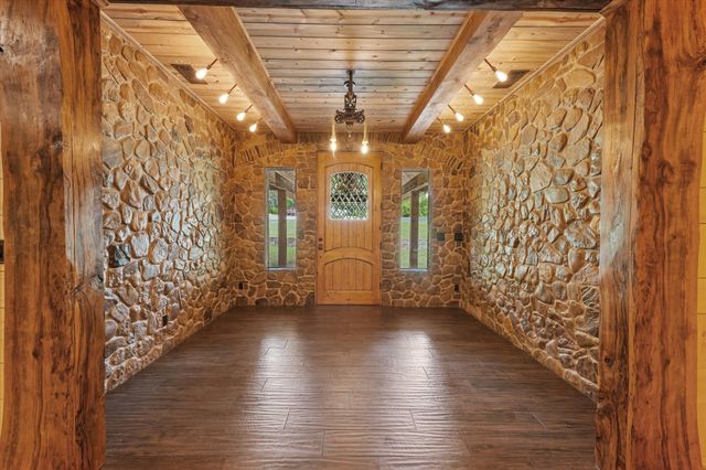 7101 County Road 1037, Blue Ridge, TX 75424