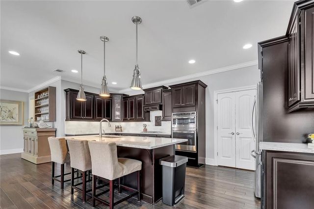 535 Audubon Circle, Woodstock, GA 30188