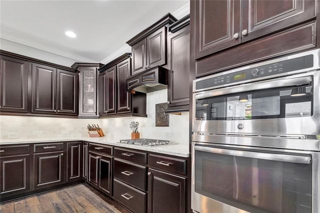 535 Audubon Circle, Woodstock, GA 30188