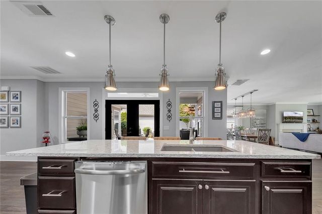 535 Audubon Circle, Woodstock, GA 30188