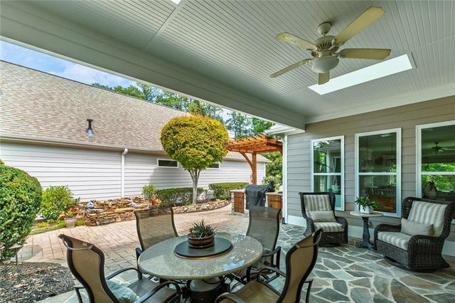 535 Audubon Circle, Woodstock, GA 30188