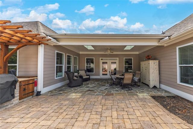 535 Audubon Circle, Woodstock, GA 30188