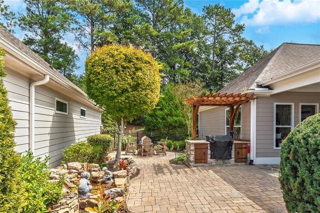 535 Audubon Circle, Woodstock, GA 30188