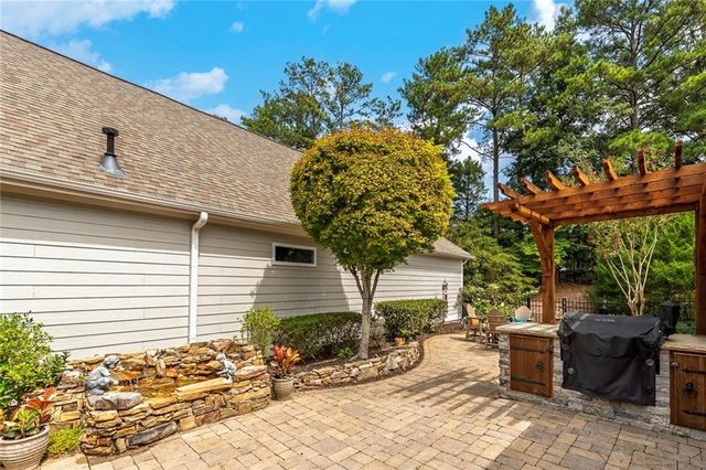 535 Audubon Circle, Woodstock, GA 30188