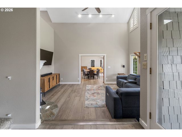 37817 Se HIDDEN FALLS Rd, Washougal, WA 98671