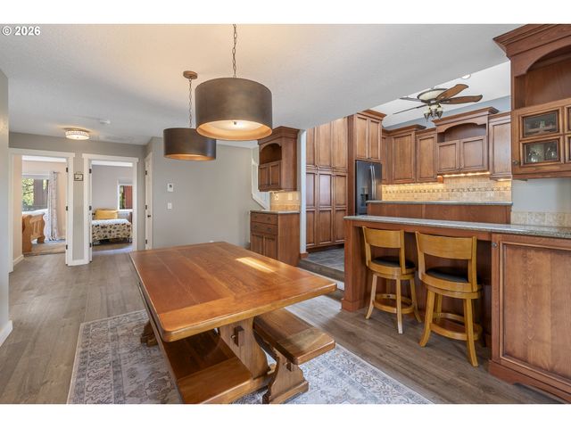 37817 Se HIDDEN FALLS Rd, Washougal, WA 98671