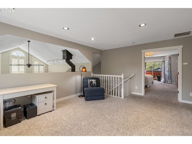 37817 Se HIDDEN FALLS Rd, Washougal, WA 98671